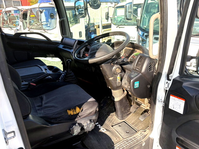 日野レンジャーアルミブロック中型（4t）[写真28]