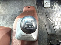 日野レンジャーアルミウイング中型（4t）[写真38]