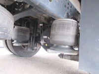 三菱ふそうファイターアルミウイング中型（4t）[写真11]