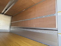 日野レンジャーアルミウイング中型（4t）[写真15]