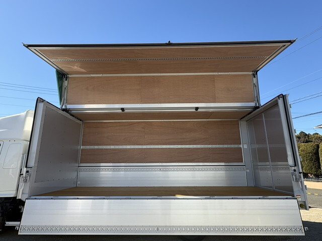 日野レンジャーアルミウイング中型（4t）[写真07]