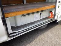 日野デュトロルートバン小型（2t・3t）[写真32]