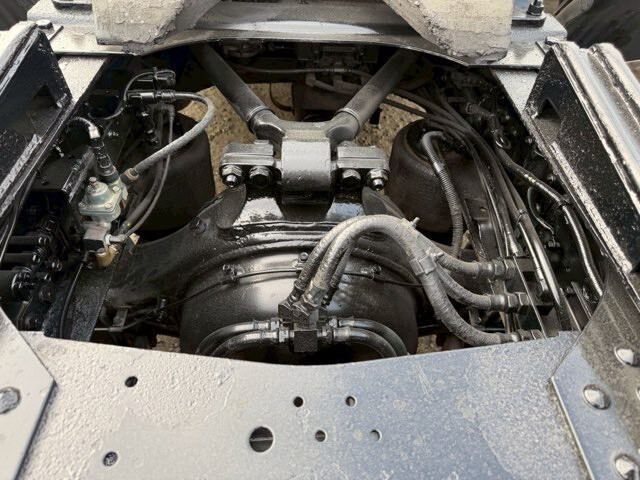 三菱ふそうスーパーグレートトレーラーヘッド（トラクターヘッド）大型（10t）[写真15]