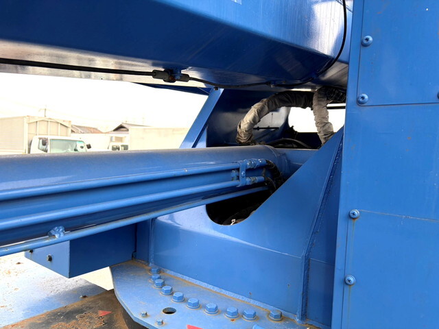 日野デュトロ高所作業車小型（2t・3t）[写真10]