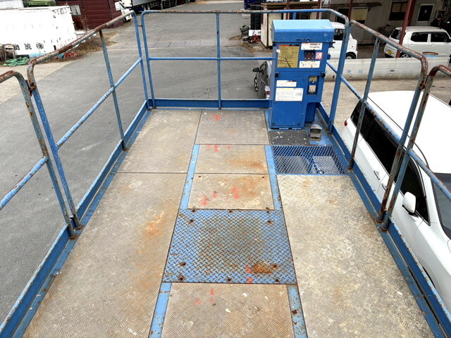 日野デュトロ高所作業車小型（2t・3t）[写真13]