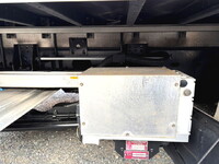 いすゞフォワードアルミウイング中型（4t）[写真17]