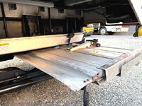 いすゞフォワードアルミウイング中型（4t）[写真21]