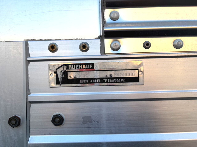 いすゞフォワードアルミウイング中型（4t）[写真26]