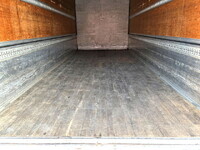 いすゞフォワードアルミウイング中型（4t）[写真08]