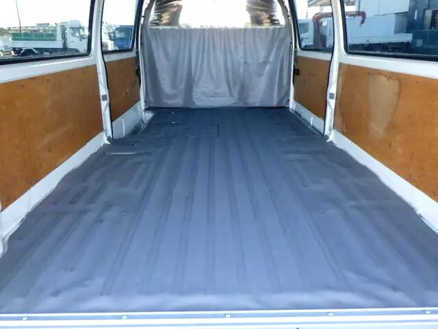 トヨタトヨエースルートバン小型（2t・3t）[写真11]