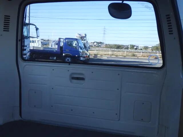 トヨタトヨエースルートバン小型（2t・3t）[写真14]