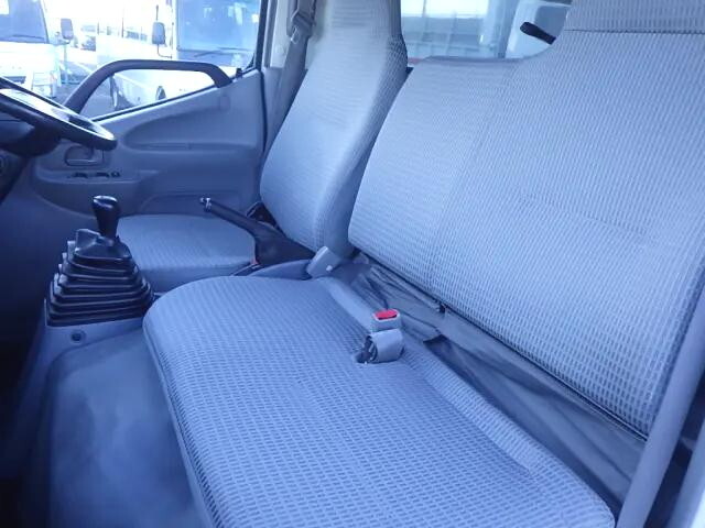 トヨタトヨエースルートバン小型（2t・3t）[写真15]