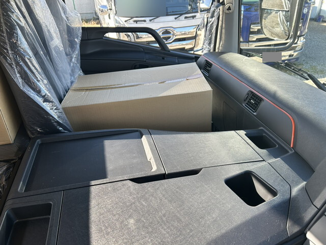 三菱ふそうスーパーグレートトレーラーヘッド（トラクターヘッド）大型（10t）[写真19]