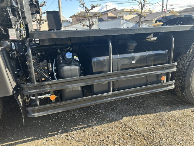 三菱ふそうスーパーグレートトレーラーヘッド（トラクターヘッド）大型（10t）[写真09]