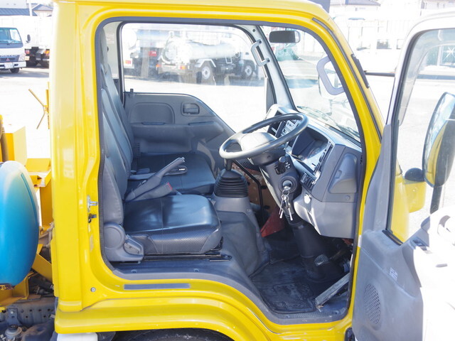 いすゞエルフミキサー車（コンクリートミキサー）小型（2t・3t）[写真29]