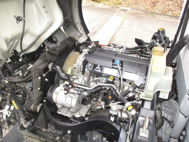 三菱ふそうキャンター冷凍車（冷蔵車）小型（2t・3t）[写真20]