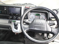 三菱ふそうキャンター冷凍車（冷蔵車）小型（2t・3t）[写真29]