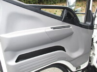 三菱ふそうキャンター冷凍車（冷蔵車）小型（2t・3t）[写真32]