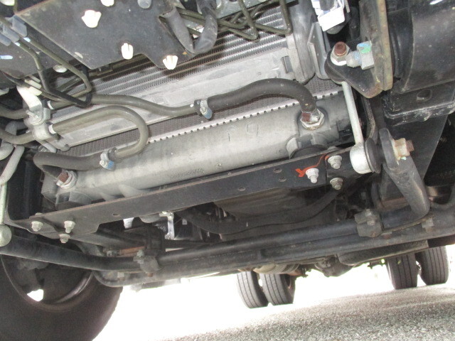 三菱ふそうキャンター冷凍車（冷蔵車）小型（2t・3t）[写真35]