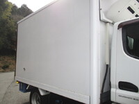 三菱ふそうキャンター冷凍車（冷蔵車）小型（2t・3t）[写真09]