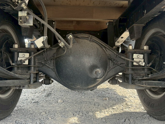 いすゞエルフ平ボディ小型（2t・3t）[写真26]