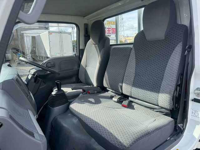 いすゞエルフ平ボディ小型（2t・3t）[写真30]