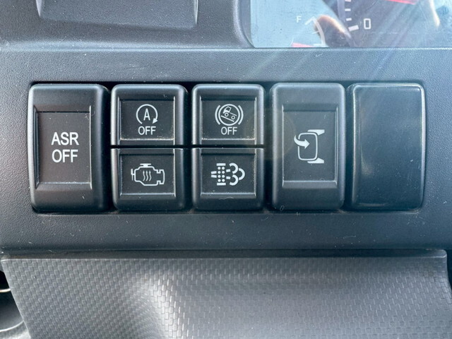 いすゞエルフ平ボディ小型（2t・3t）[写真35]