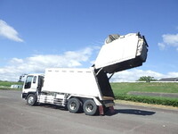 いすゞギガパッカー車（塵芥車）大型（10t）[写真09]