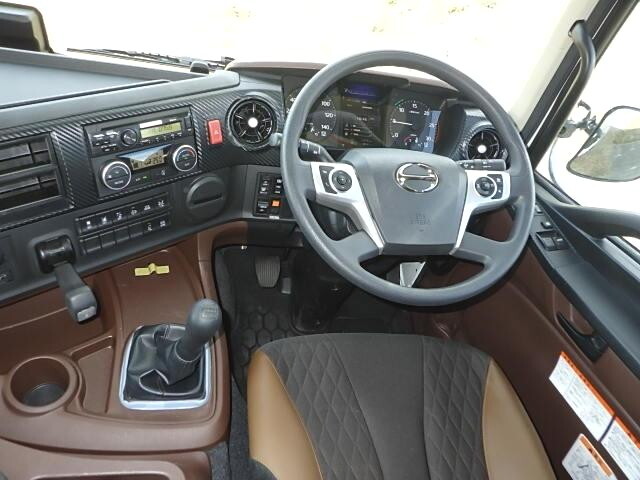 日野プロフィア深ダンプ（土砂禁ダンプ）大型（10t）[写真26]