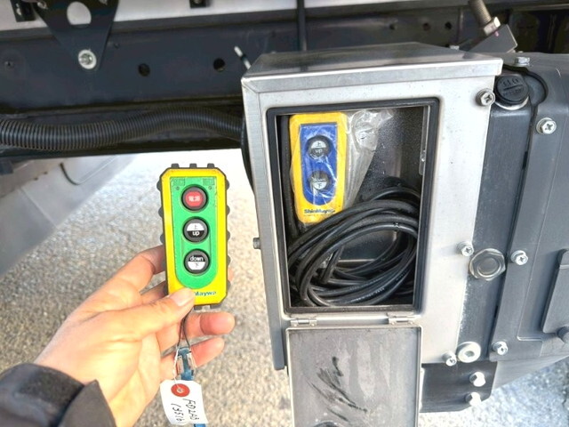 日野レンジャー冷凍車（冷蔵車）中型（4t）[写真11]