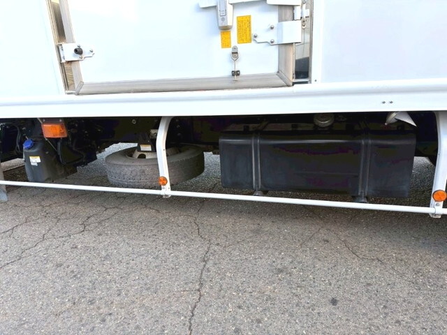 日野レンジャー冷凍車（冷蔵車）中型（4t）[写真17]