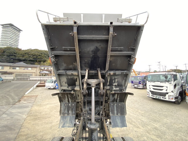 三菱ふそうファイターダンプ増トン（6t・8t）[写真13]