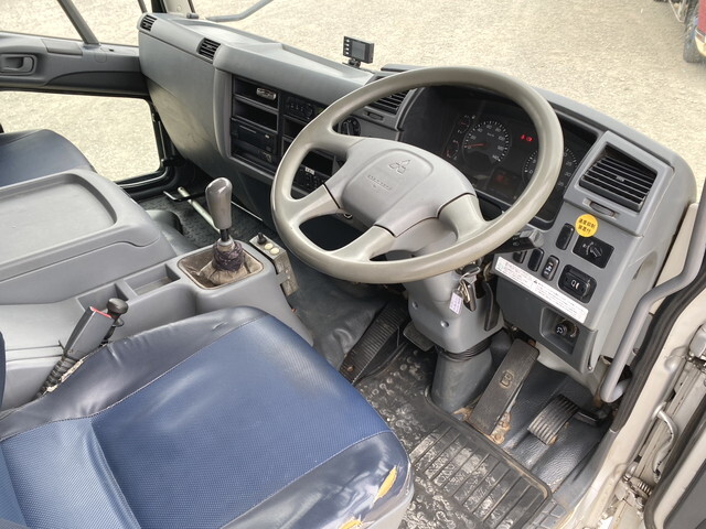 三菱ふそうファイターダンプ増トン（6t・8t）[写真21]