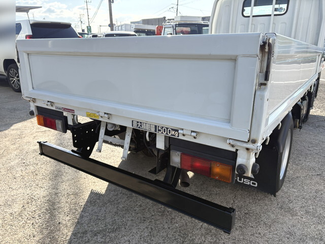 三菱ふそうキャンター平ボディ小型（2t・3t）[写真18]