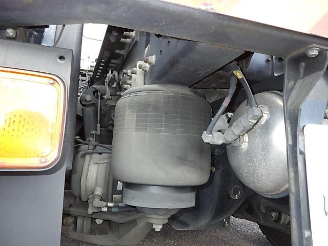 日野プロフィアトレーラーヘッド（トラクターヘッド）大型（10t）[写真20]