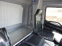 日野プロフィアトレーラーヘッド（トラクターヘッド）大型（10t）[写真24]