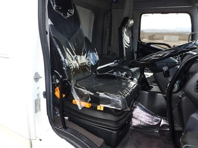 日野プロフィアトレーラーヘッド（トラクターヘッド）大型（10t）[写真25]