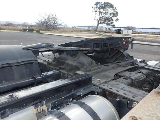 日野プロフィアトレーラーヘッド（トラクターヘッド）大型（10t）[写真09]