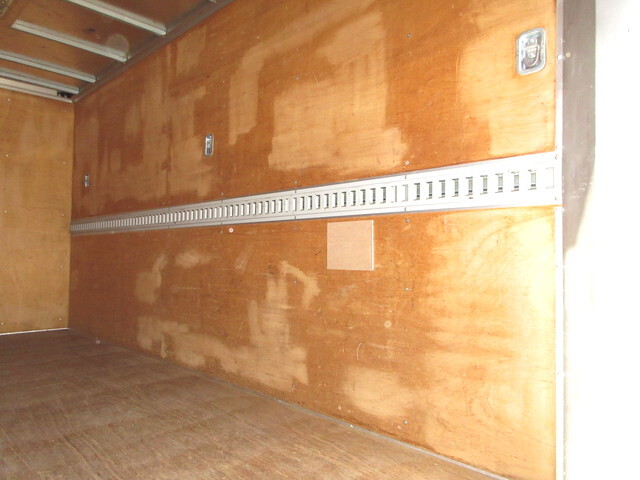 トヨタトヨエースアルミバン小型（2t・3t）[写真11]