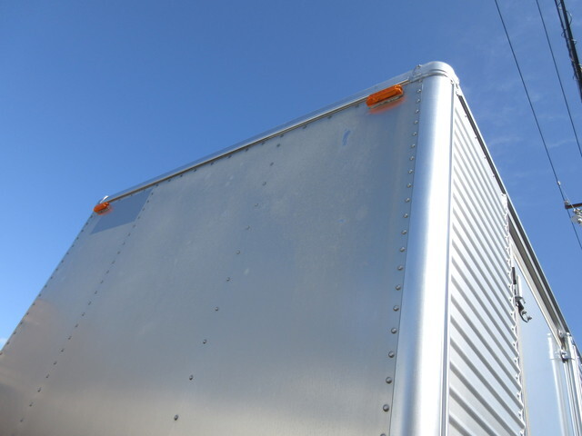 トヨタトヨエースアルミバン小型（2t・3t）[写真32]