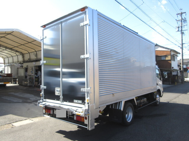トヨタトヨエースアルミバン小型（2t・3t）[写真04]