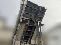 いすゞギガダンプ大型（10t）[写真11]