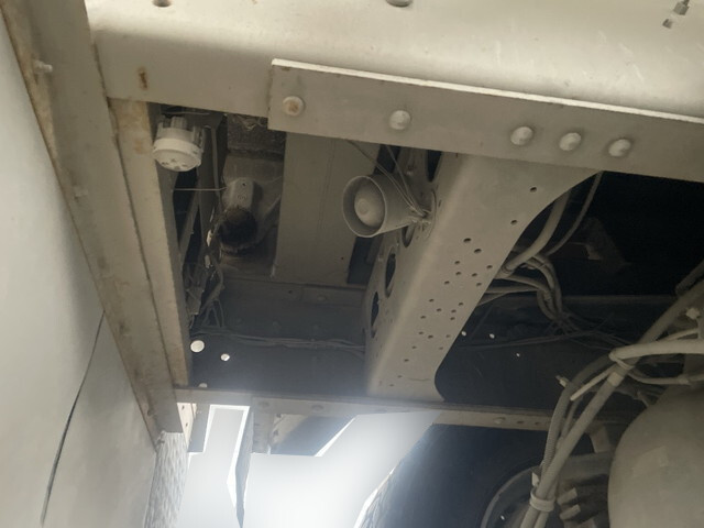 いすゞギガダンプ大型（10t）[写真25]