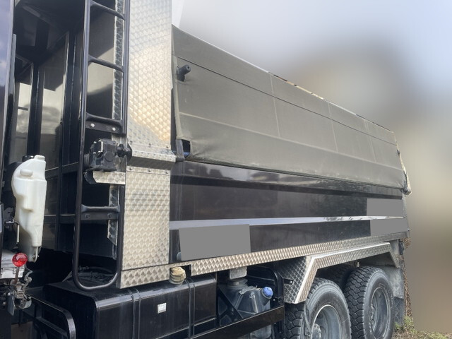 いすゞギガダンプ大型（10t）[写真06]