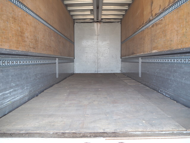 日野レンジャーアルミウイング中型（4t）[写真21]