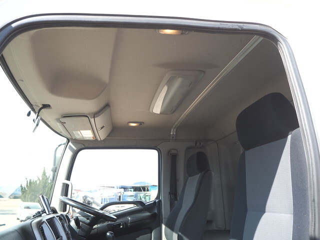 日野レンジャーアルミウイング中型（4t）[写真33]