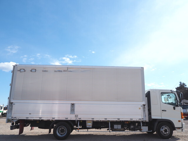 日野レンジャーアルミウイング中型（4t）[写真06]