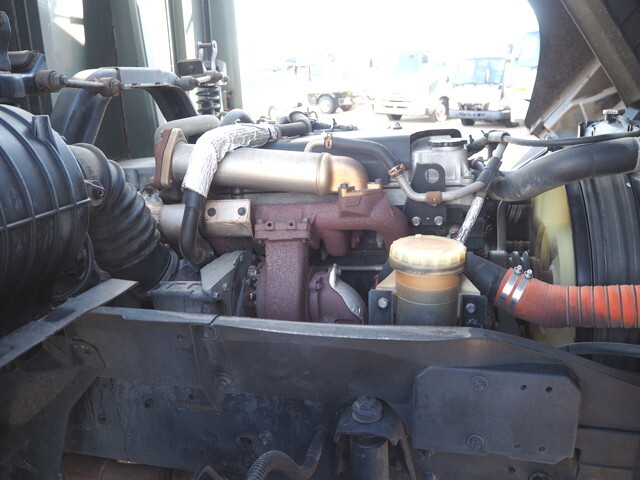 いすゞフォワード平ボディ増トン（6t・8t）[写真12]