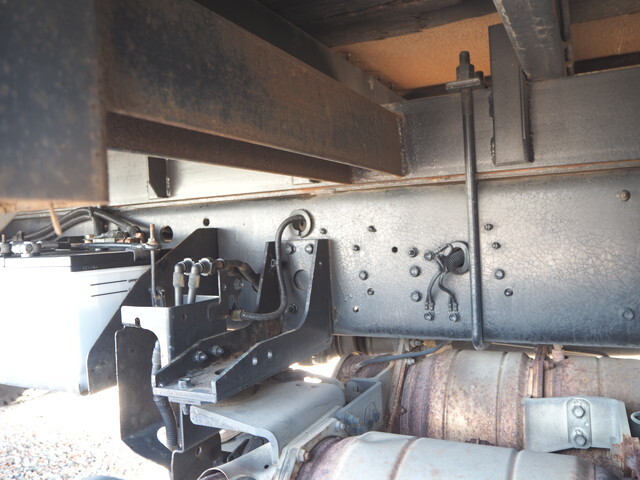 いすゞフォワード平ボディ増トン（6t・8t）[写真15]