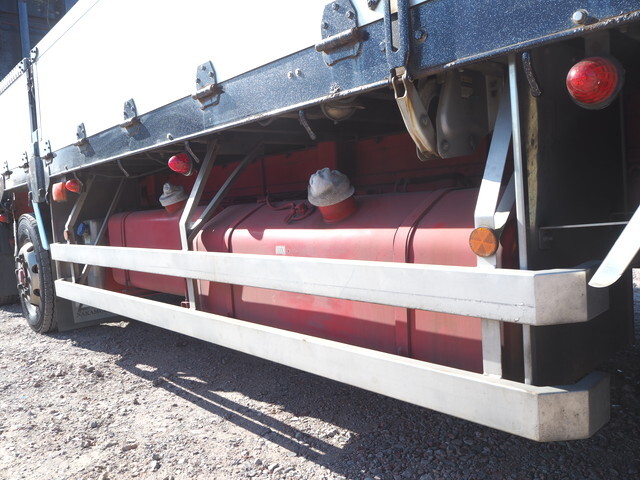 三菱ふそうスーパーグレートアルミブロック大型（10t）[写真24]